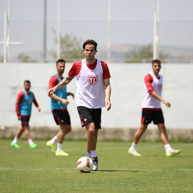 Sivas'ta EMS Yapı Sivasspor'un Galatasaray Maçı Hazırlıkları Devam Ediyor