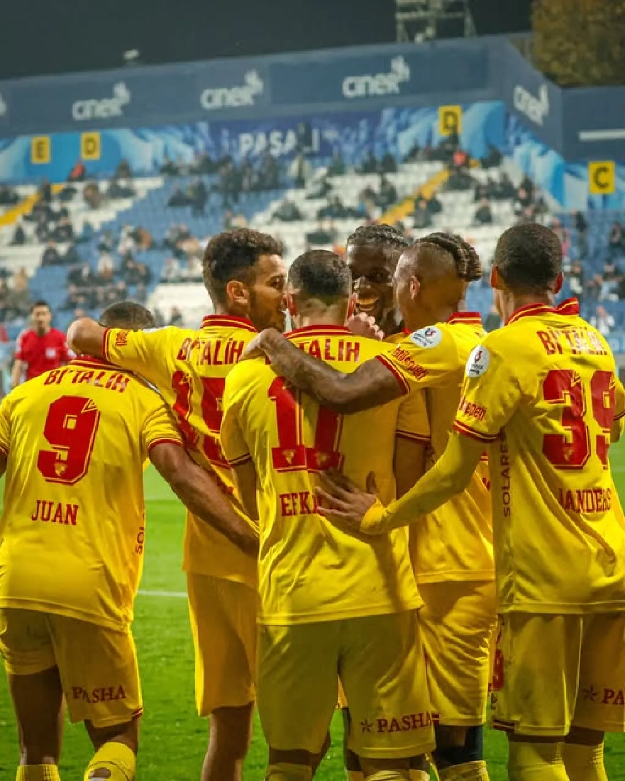 Göztepe Taraftarına 