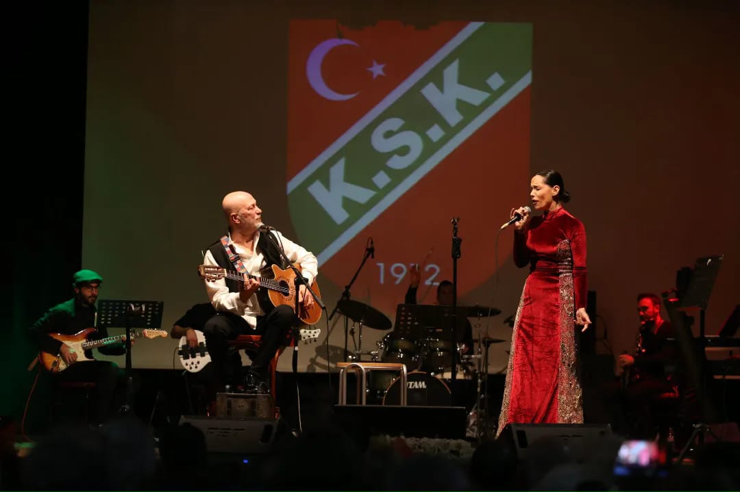 Karşıyaka'da Müzik Coşkusu!