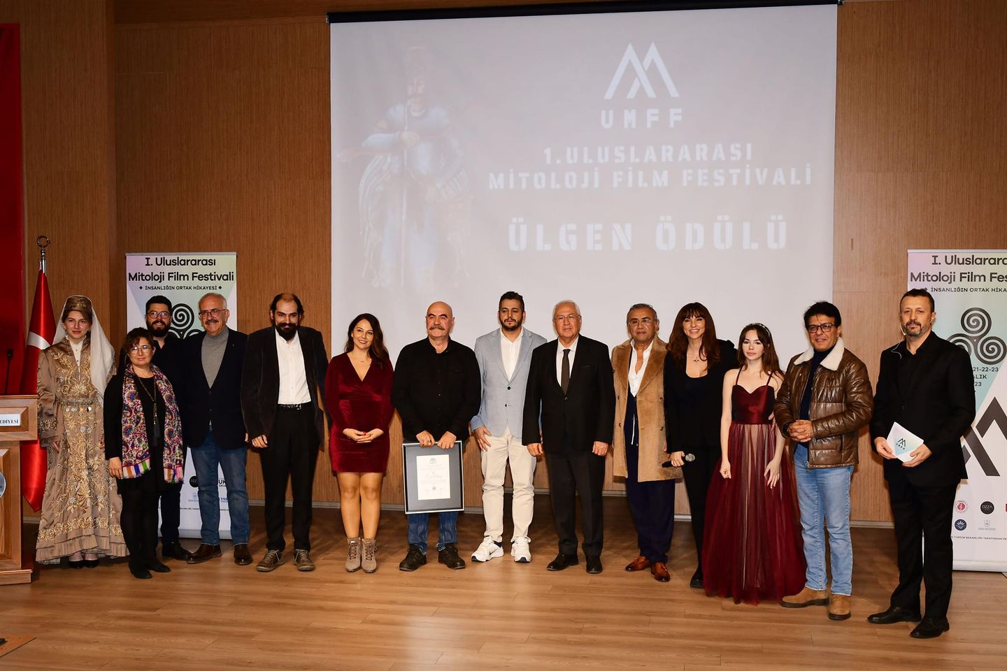 İzmir'de İlk Uluslararası Mitoloji Film Festivali Karabağlar'da Gerçekleşti