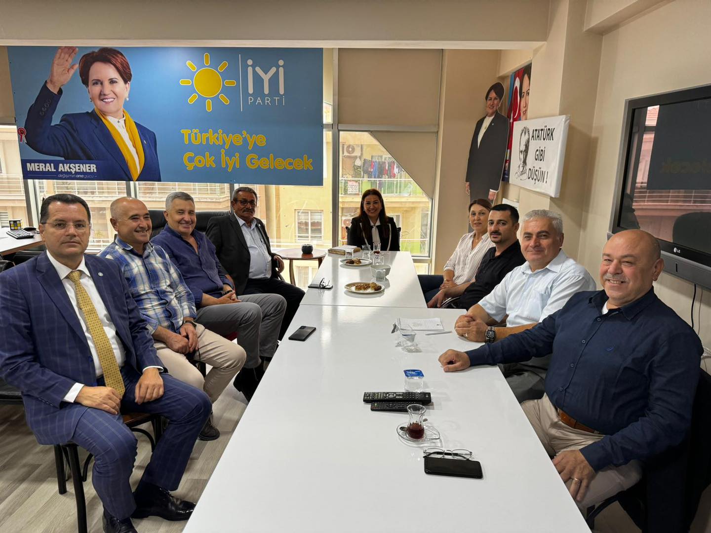 İYİ Parti İzmir İl Başkanlığı, Menderes’te Teşkilatla Buluştu