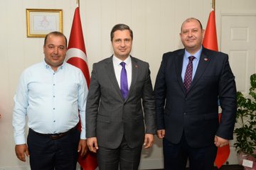 CHP Genel Başkan Yardımcısı Deniz Yücel Menderes Belediye Başkanı İlkay Çiçek'i Ziyaret Etti