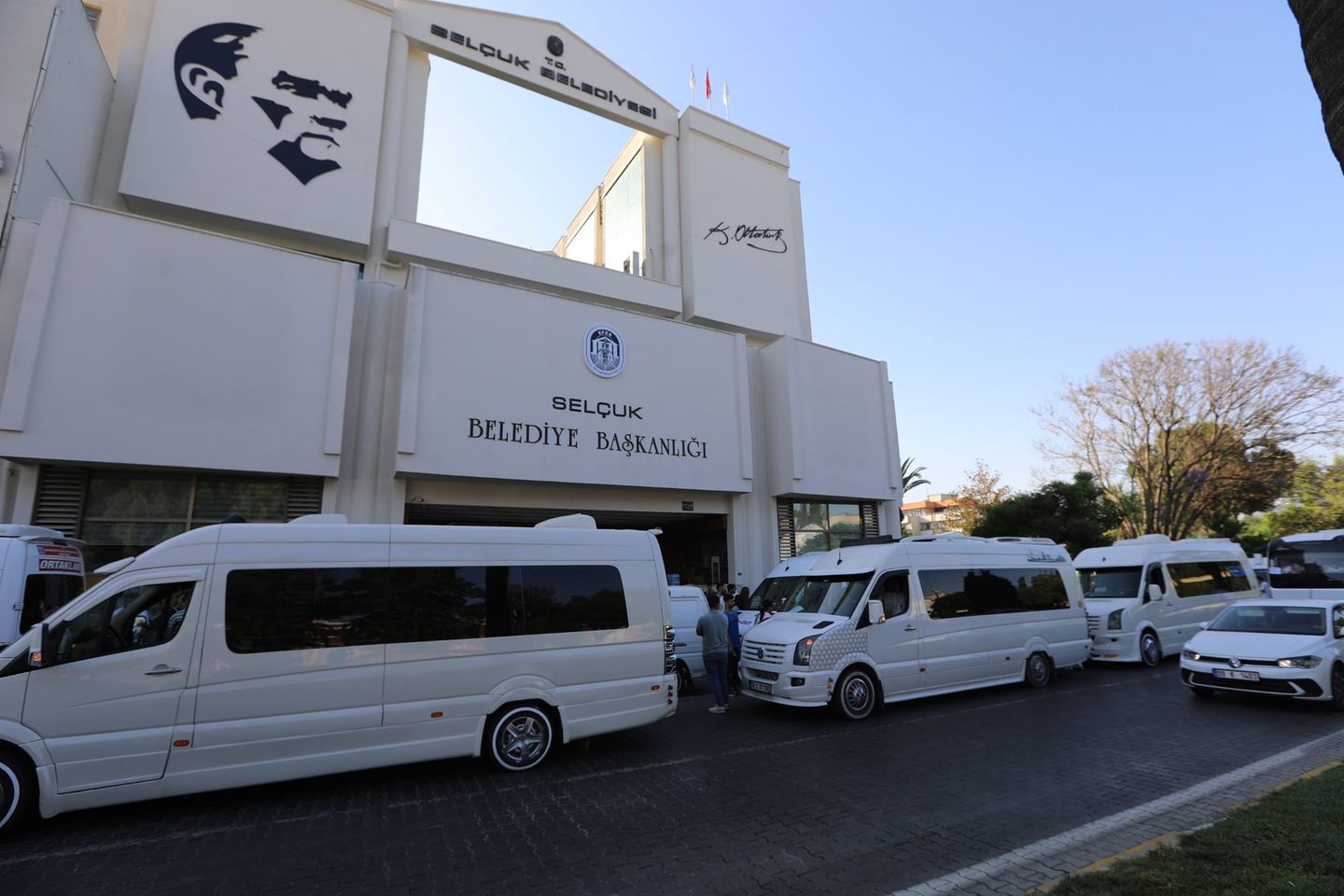 Selçuk Belediyesi'nden Sınav Stresiyle Mücadele İçin Ulaşım Desteği