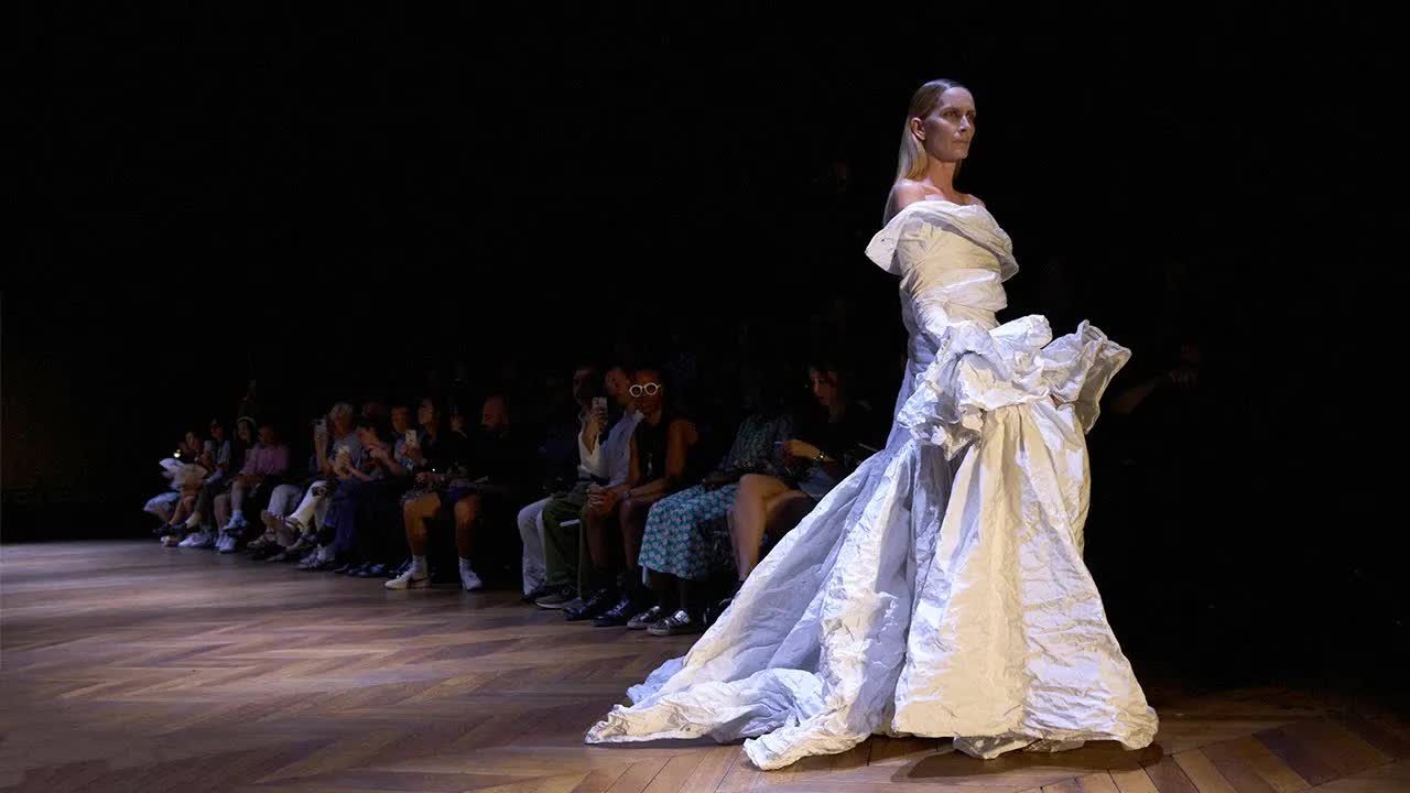 Charles De Vilmorin, 2024/2025 Sonbahar/Kış Haute Couture Koleksiyonunu Paris Moda Haftası'nda Sergiledi