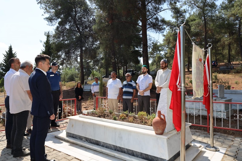 Anma Töreni: Uzm. J.IV.Kad.Çvş. Emrah CEYLAN Şehit Olunca Yıl Dönümünde Anıldı